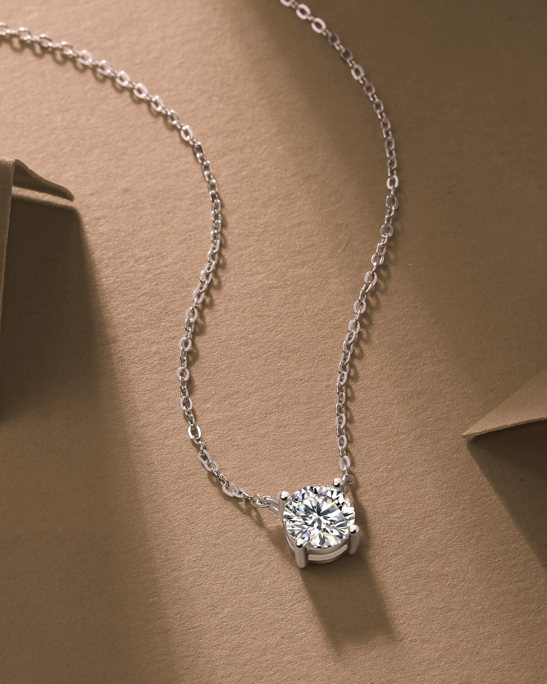 Collier Lyna